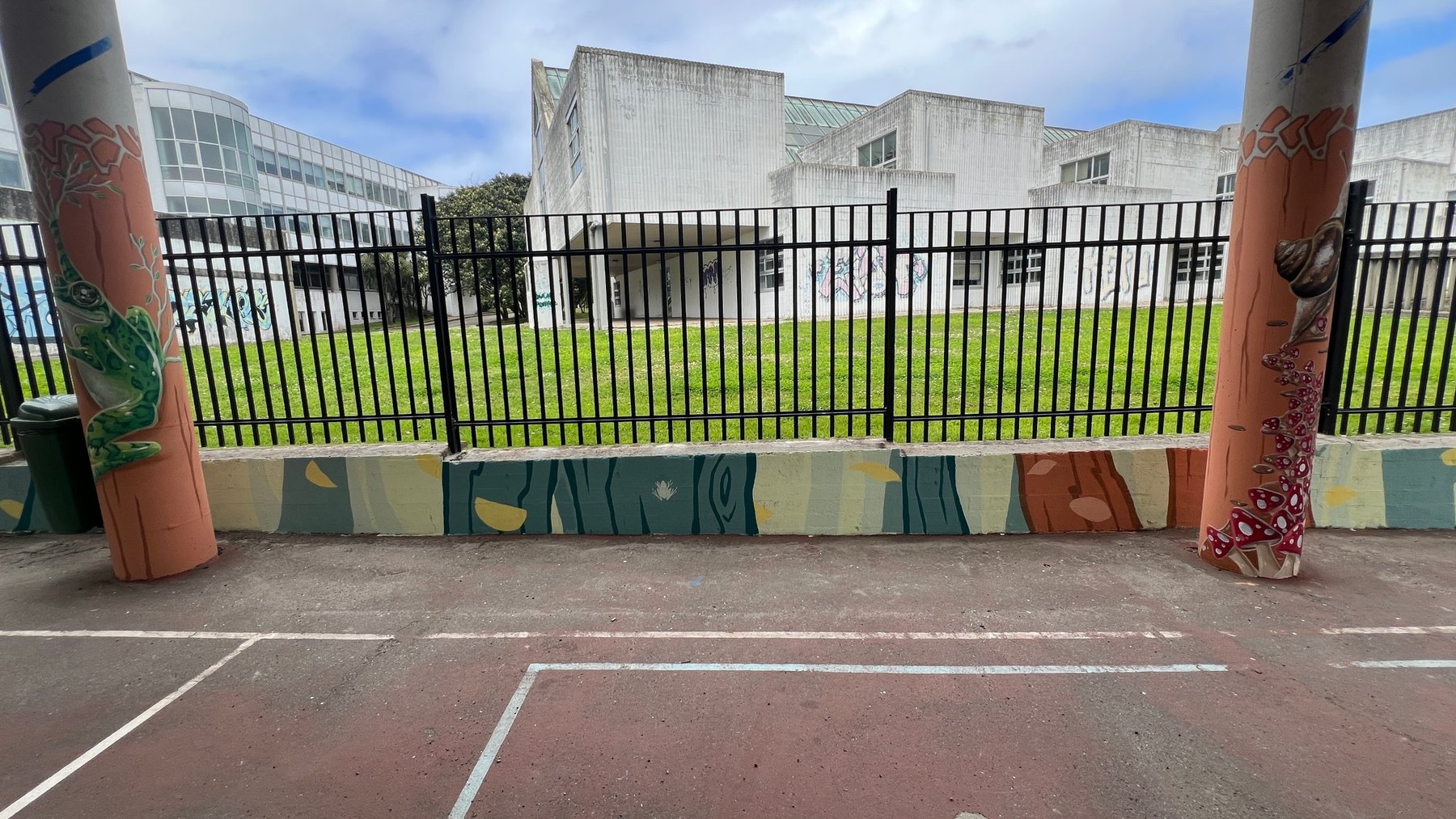 Mural de CEIP Plurilingüe La Normal (A Coruña)