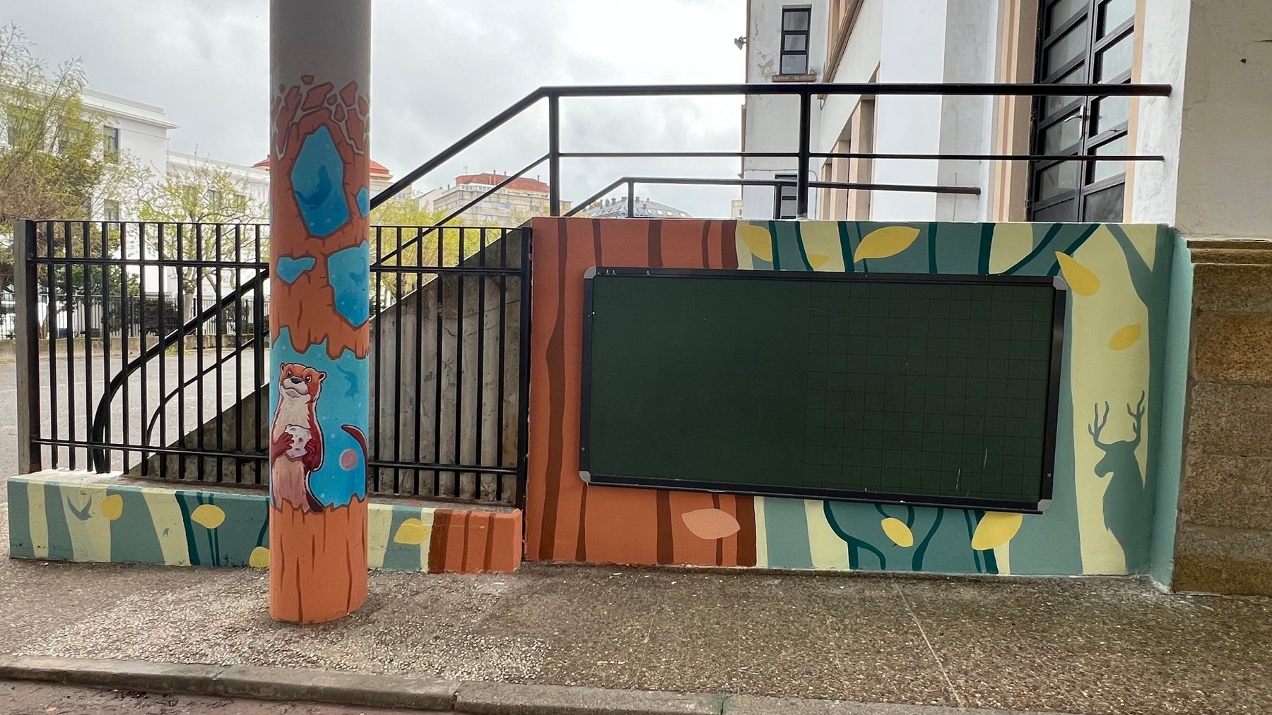 Mural de CEIP Plurilingüe La Normal (A Coruña)